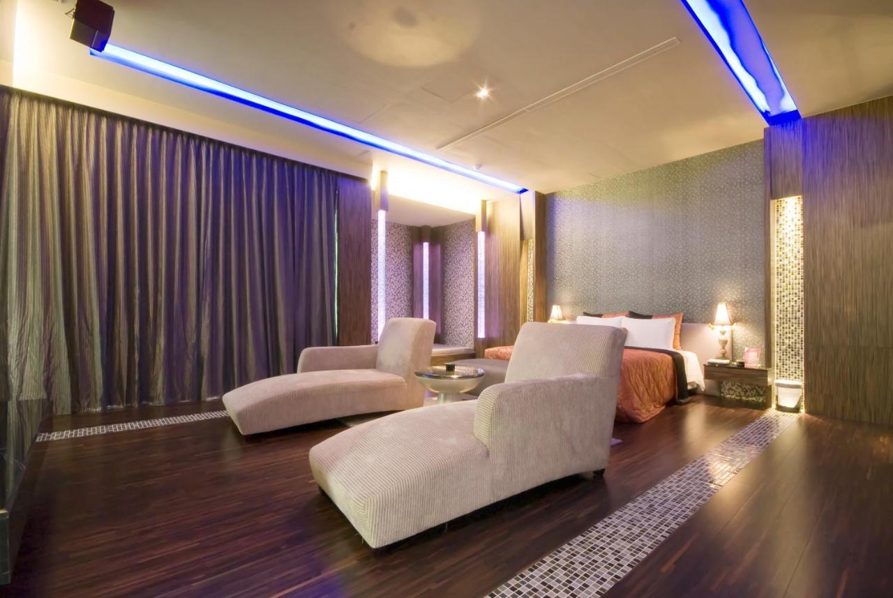 Harport Motel Καοσιούνγκ Εξωτερικό φωτογραφία